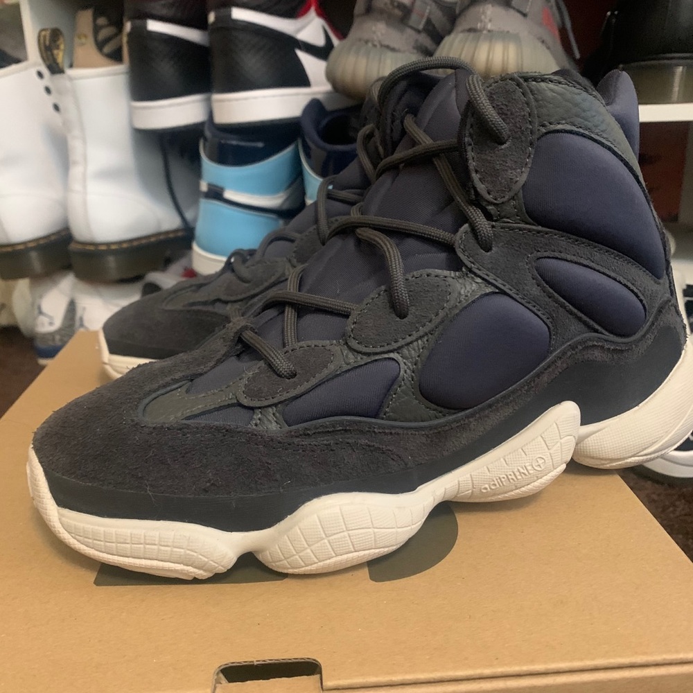 Yeezy high 500